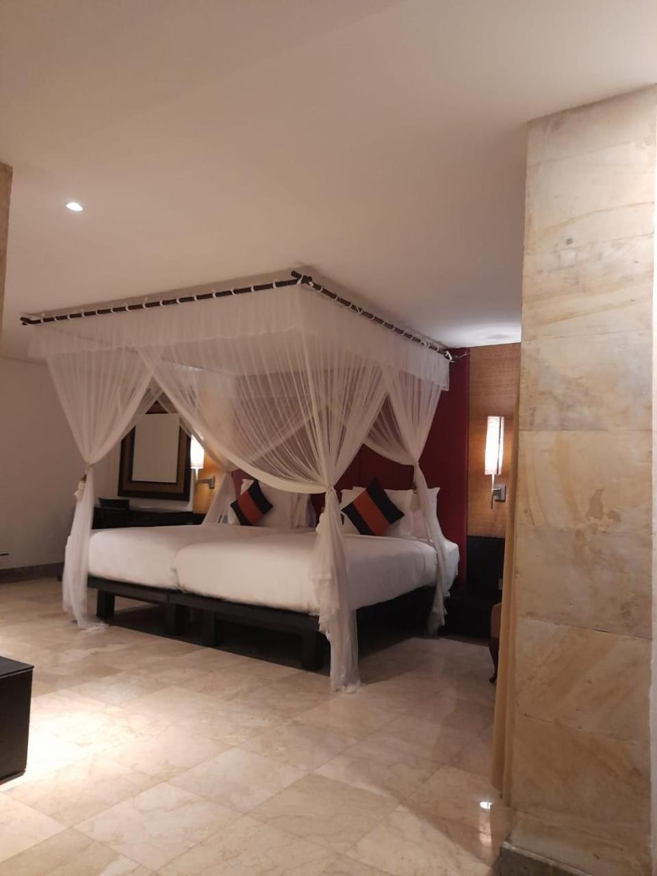 The Royal Bali 5* Seminyak (Bali)