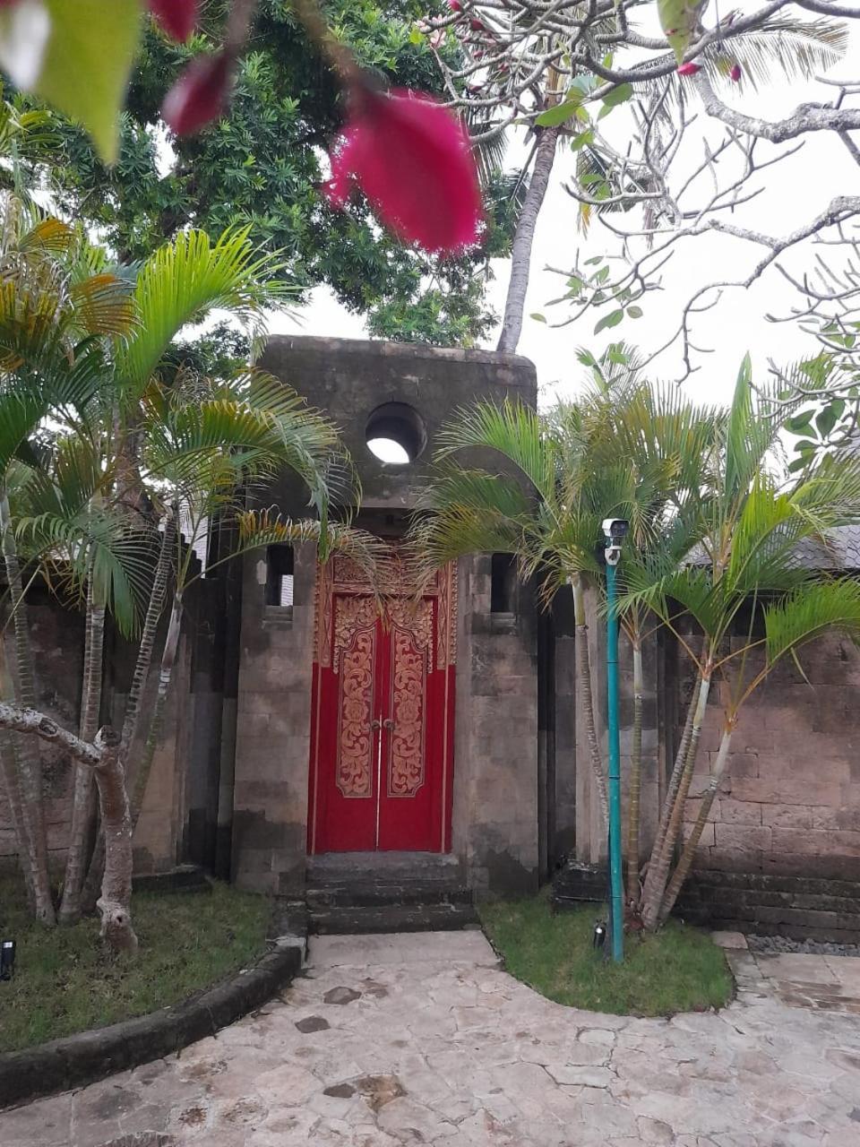 The Royal Bali Seminyak (Bali)