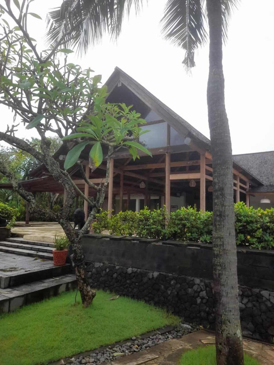 सहारा The Royal Bali